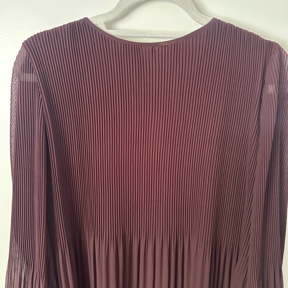 Wilfred Daydreamer Pleated Long Sleeve Midi Dress in Deep Purple - Picture 2 of 7